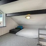 Sylvana - 400m From The Sea By Interhome *