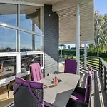 Sylvana - 400m From The Sea By Interhome