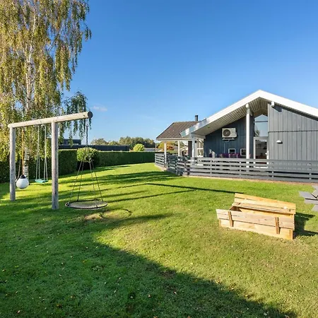 Сasa de vacaciones Sylvana - 400m From The Sea By Interhome