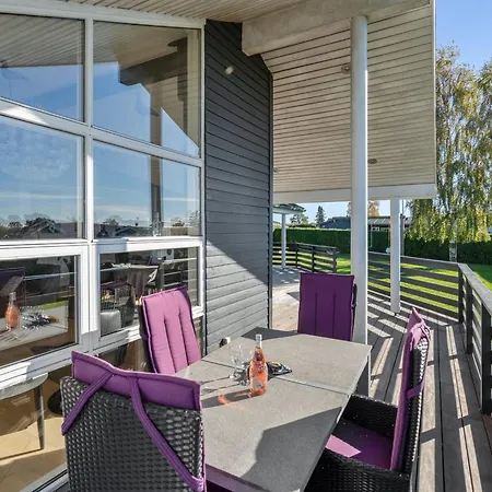 Sylvana - 400m From The Sea By Interhome 펜션 *