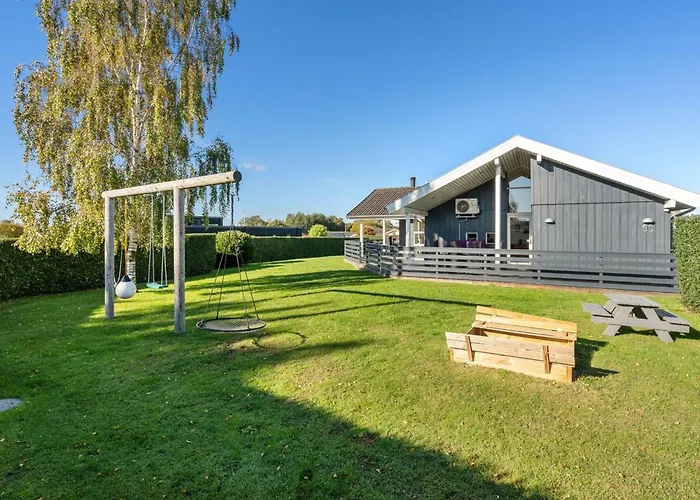 Holiday home Sylvana - 400m From The Sea By Interhome